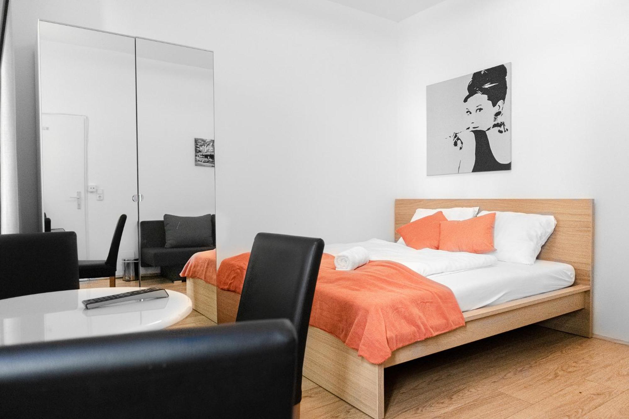 Lovely 2Br Shared Apartment, Enkplatz U3, 15Min To Center Wien Exterior foto
